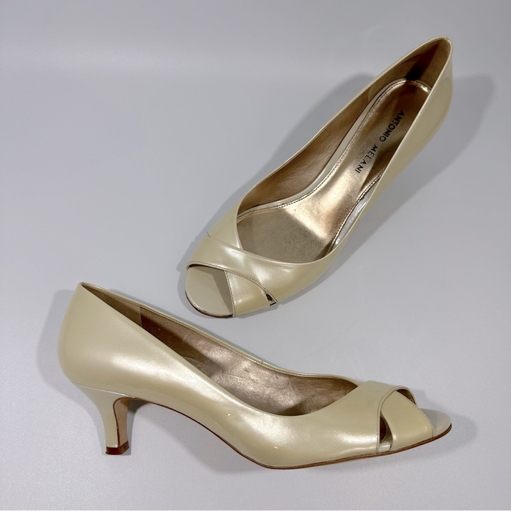 Antonio Melani Cream Metallic Patent Leather Open Toe Heels Pumps 9 1/2 M